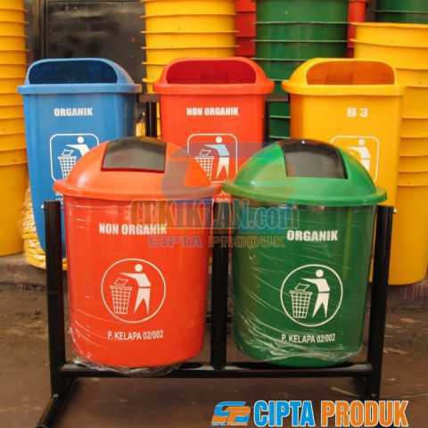 Tempat Sampah Pilah 2 Warna 50 Liter