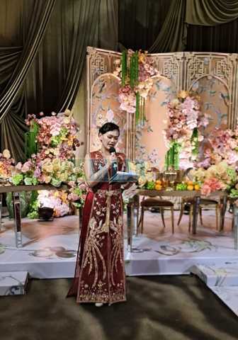 Mc Tiga Bahasa Mandarin Inggris Indonesia