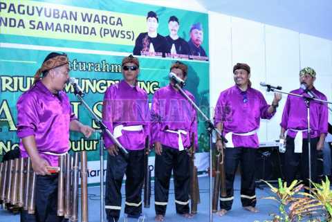 Kesenian Caling Kang Maman