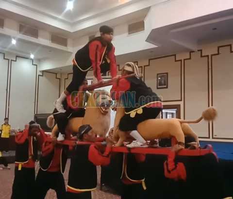 Sisingaan Kota Depok