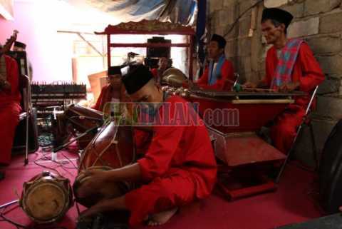 Gambang Kromong Qotrun Nada