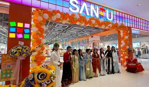 Sewa Barongsai Koh Lili