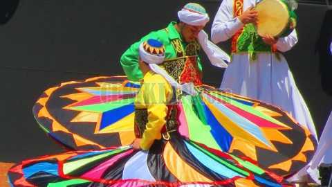 Tari Sufi Tanura Parmonas Studio