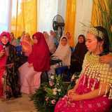 Tuju Bulanan Kehamilan Ibu Maya