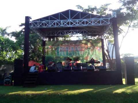 Panggung Rijing, Tenda Panggung Dll